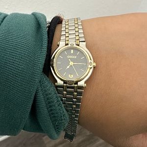 Vintage, dainty Gucci watch